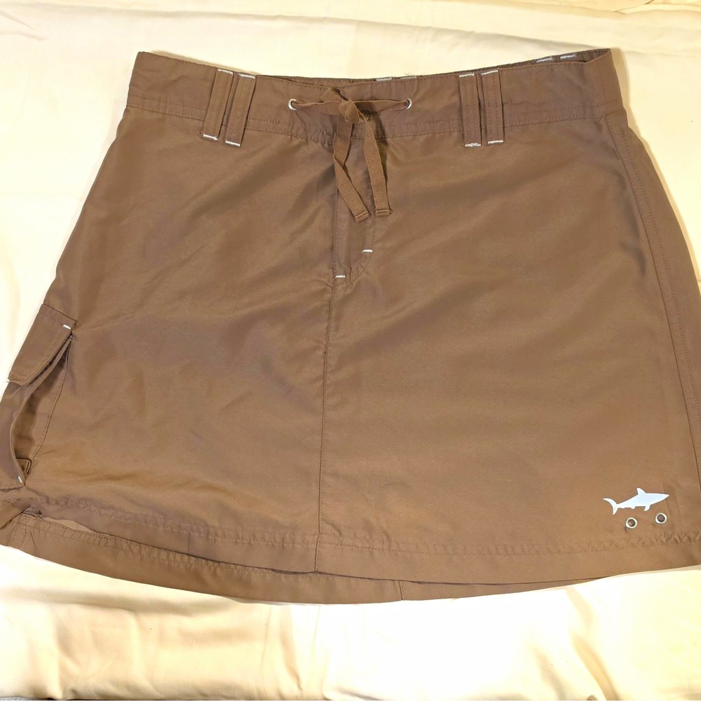 Against the Elements Women's Brown Skort Size 6 Polyester Shark Logo Pockets #88
